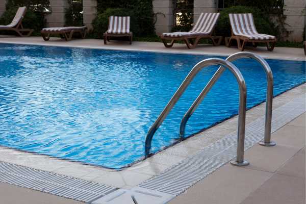 The Art of the Backyard: How Luxury Pool Construction Adds Value and Sophistication The Art of the Backyard: How Luxury Pool Construction Adds Value and Sophistication